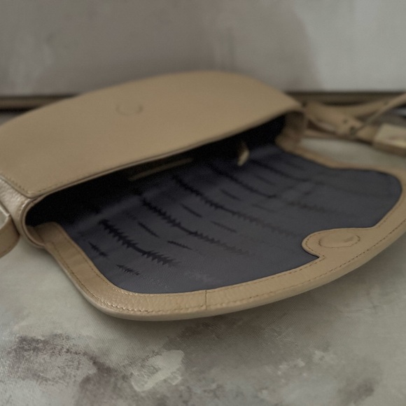 Thacker Taylor Pebbled Leather Crossbody Bag, NWT, New, Excellent condition - Picture 5 of 9